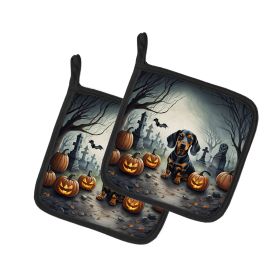 Dachshund Spooky Halloween Pair of Pot Holders Kitchen Heat Resistant Pot Holders Sets Oven Hot Pads for Cooking Baking BBQ, 7 1/2 x 7 1/2 (default: default)